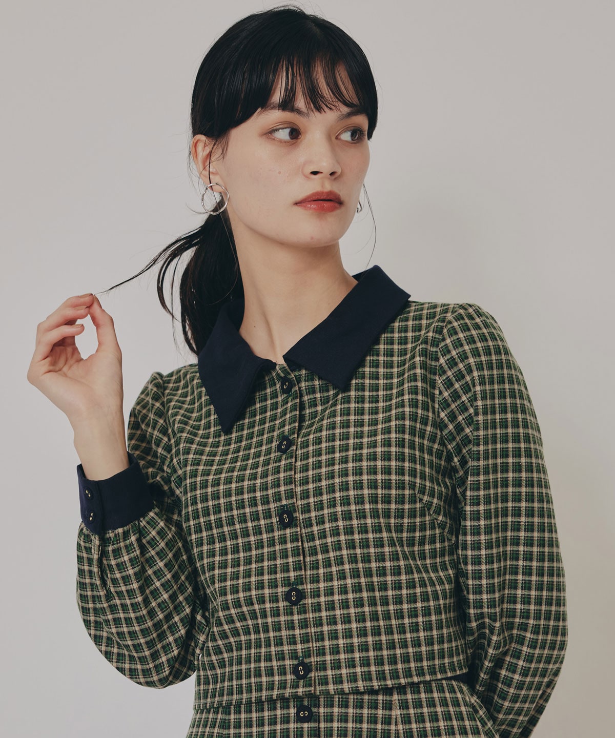 バイカラークラシックチェックブラウス×ミニスカートセットアップ