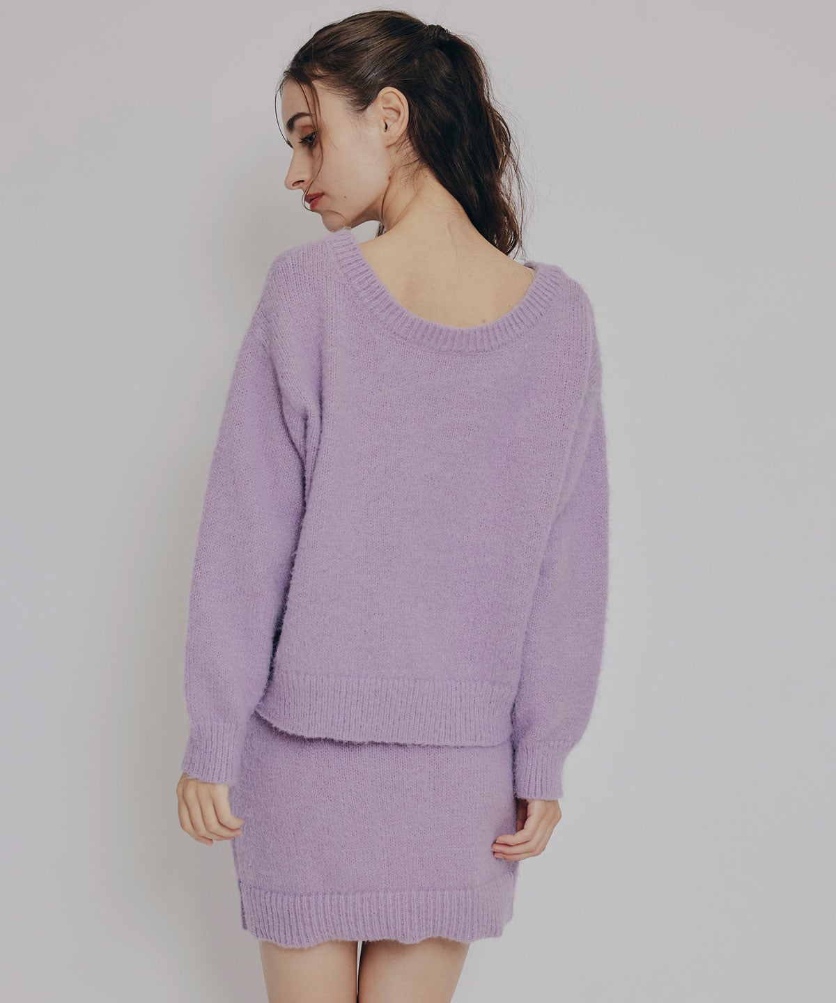 フラッフィニットボーダープルオーバー×タイトミニスカートセットアップ