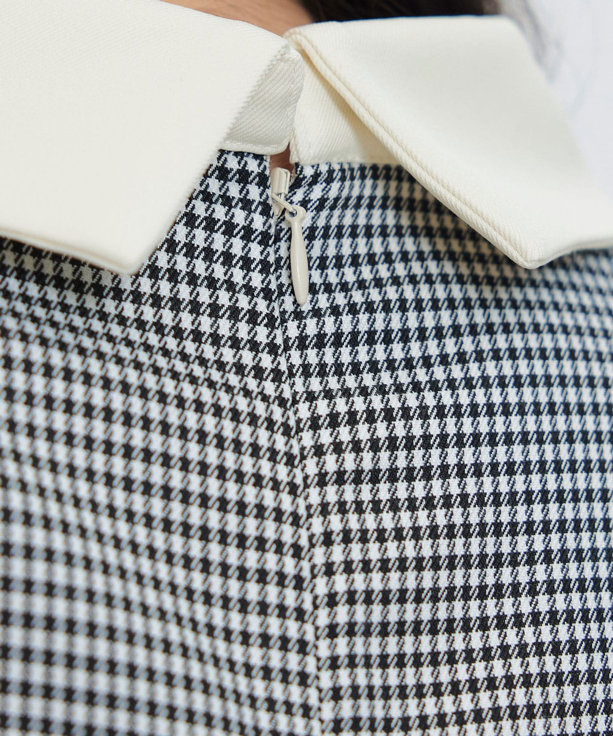 ビジューカラーコンパクトブラウス×バイカラーロングフレアスカートセットアップ