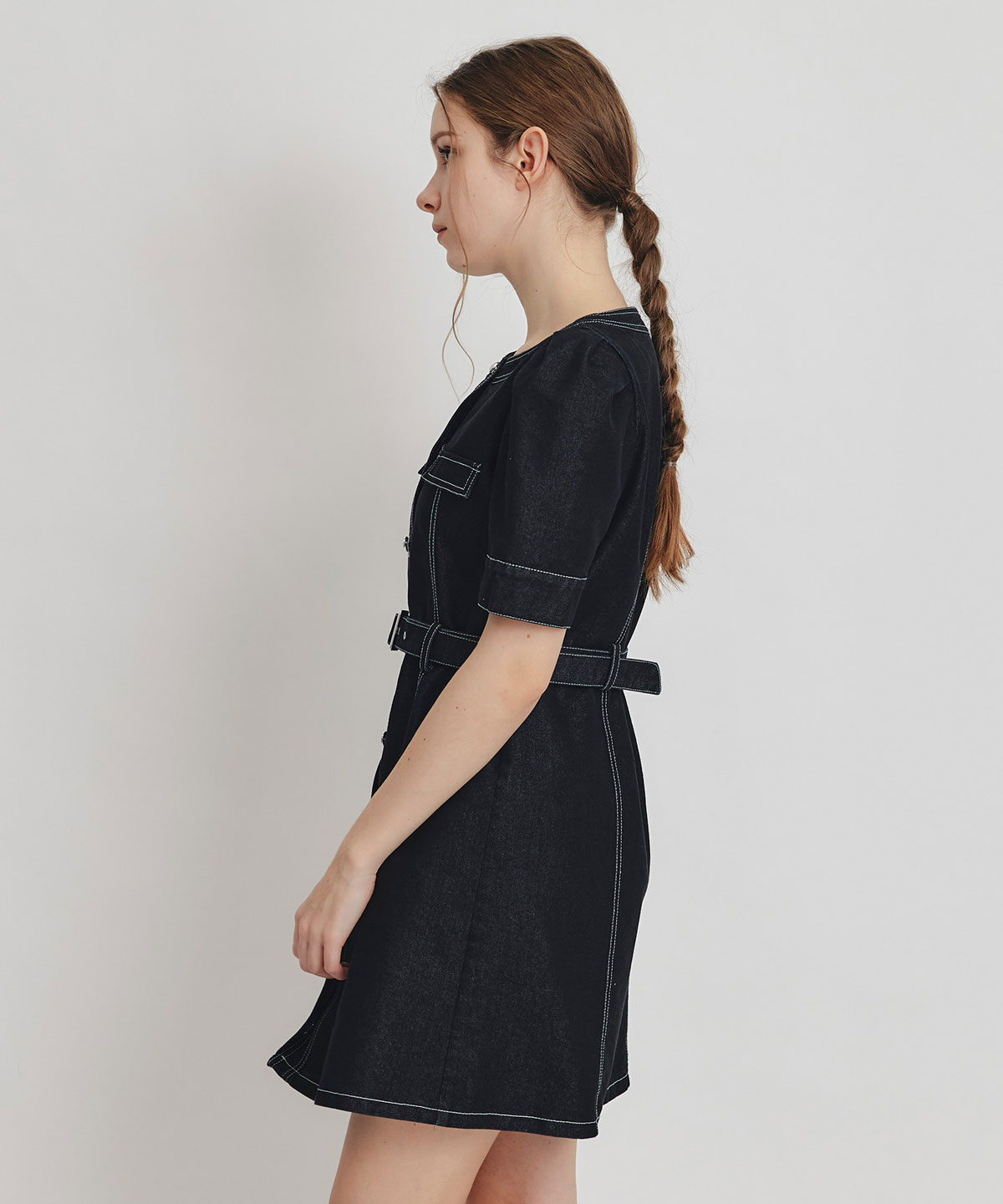 バイカラーステッチノーカラーデニムフレアミニワンピース