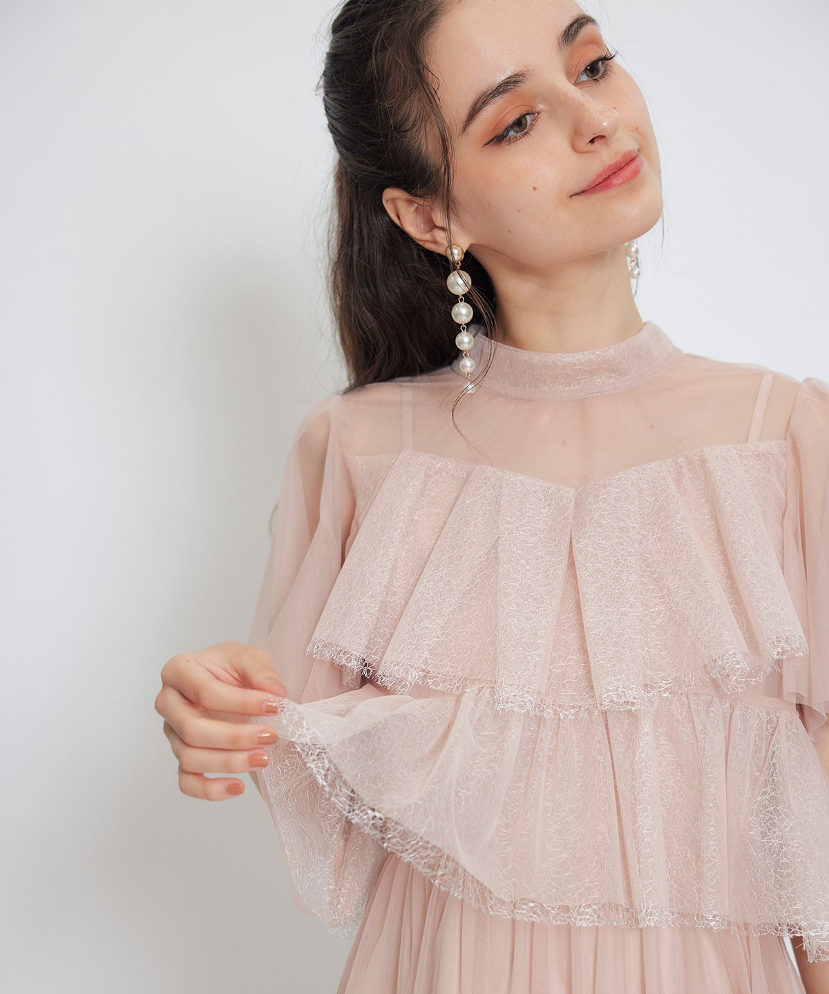 チュールレースティアードトップス×キャミソールフレアロングドレス