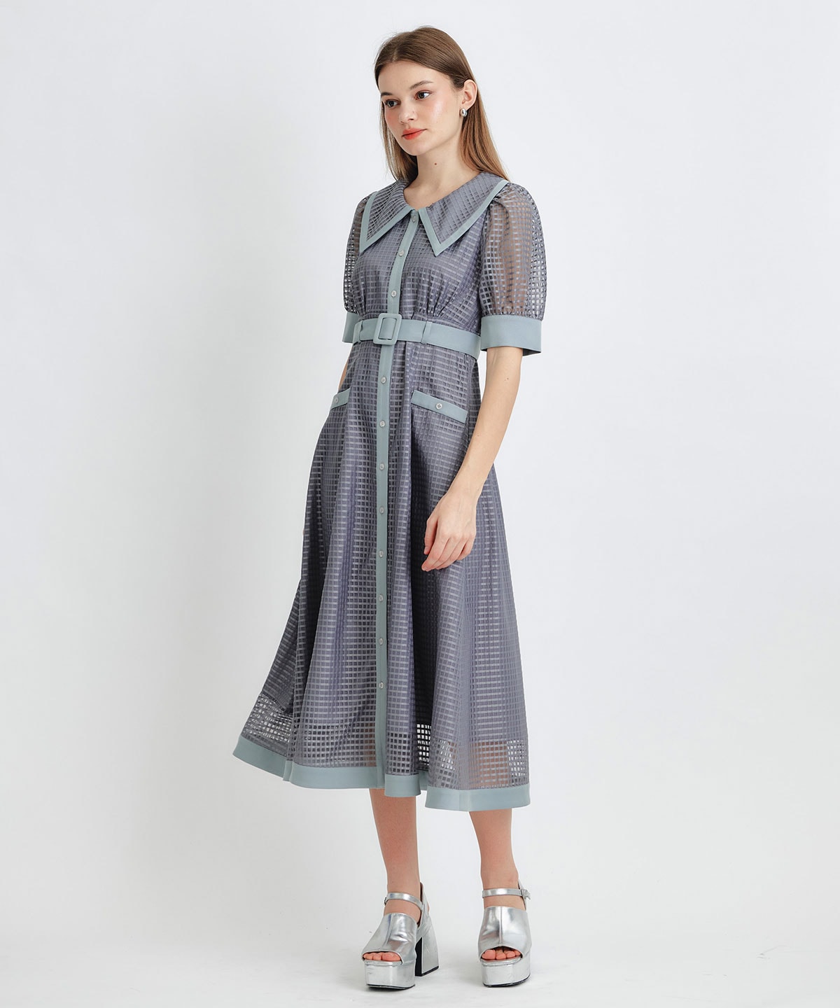 シアーチェックビッグカラーフレアロングワンピース