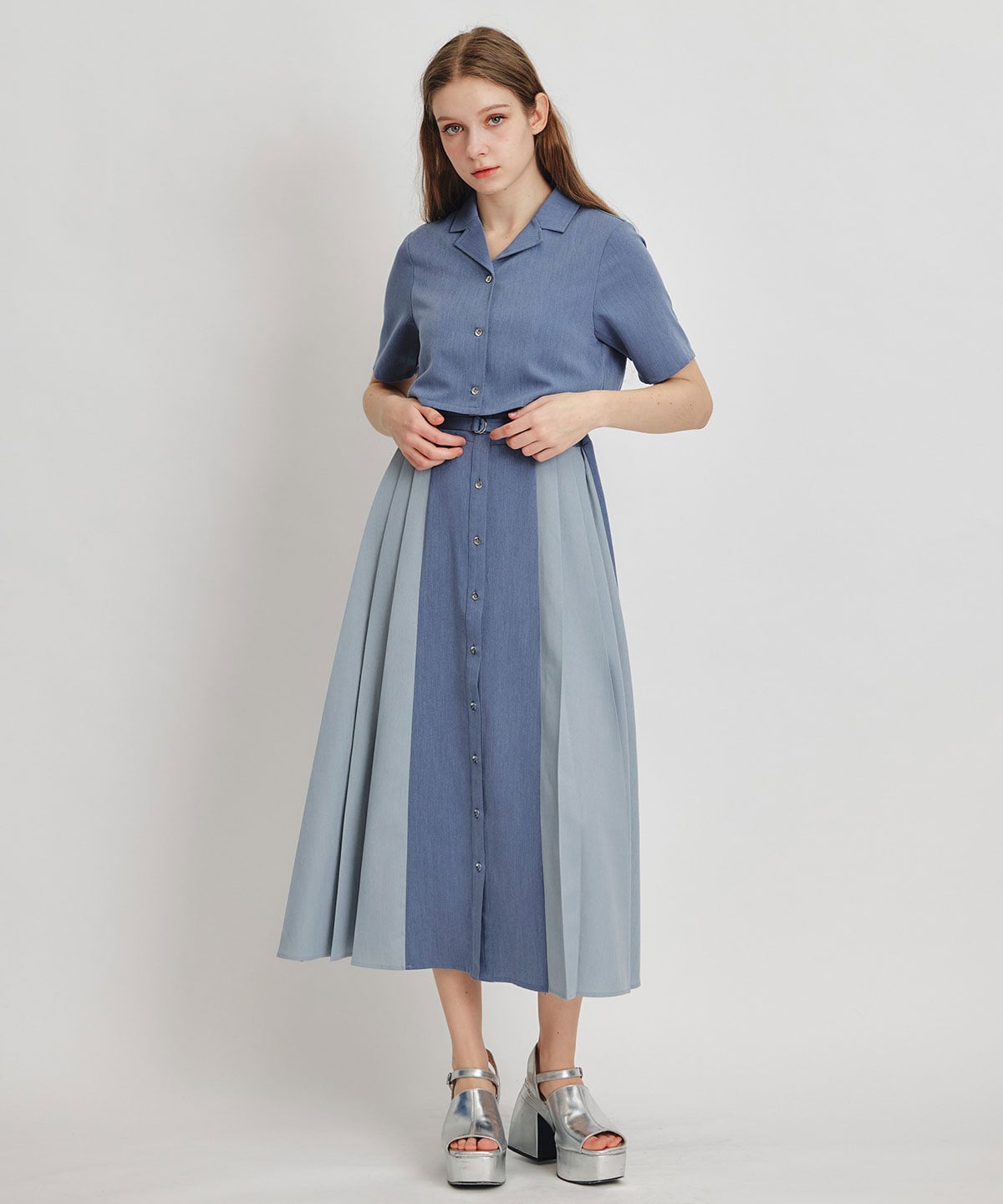 レイヤードサイドプリーツバイカラーロングワンピース