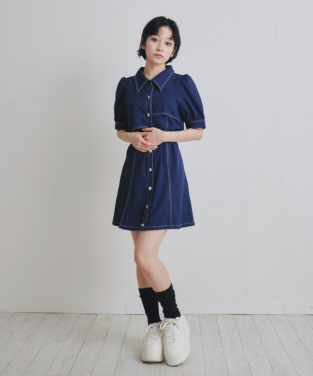 ステッチバイカラーレイヤードフレアミニワンピース