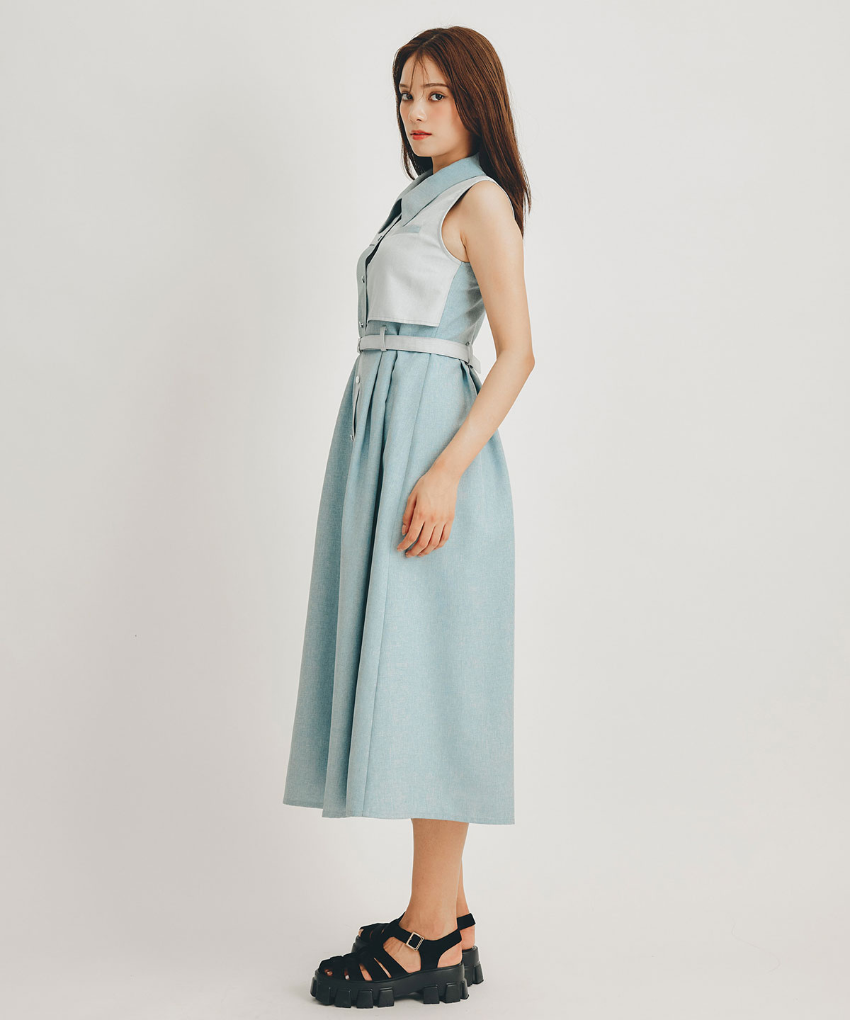 バイカラーノースリーブフレアロングシャツワンピース