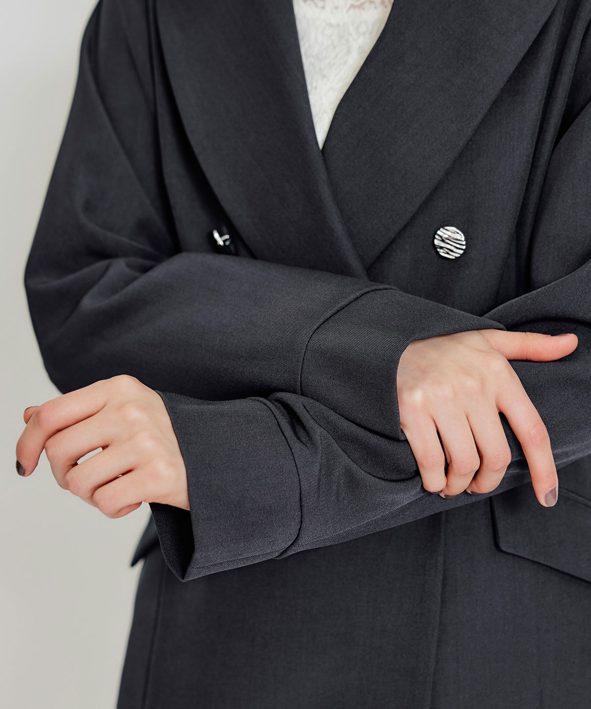 【セットアップ可能】ワイドカラーミドルダブルジャケット