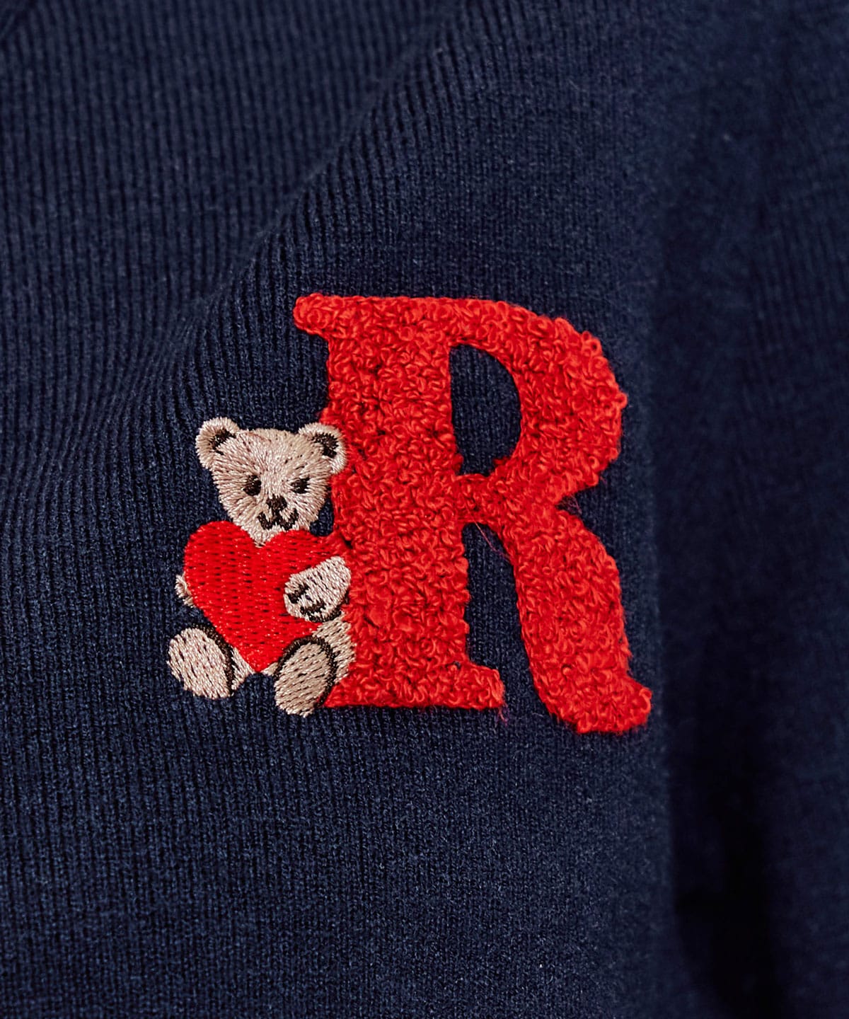 【2/13(金) 昼12時発売開始】AzelyハートVネックカーディガン