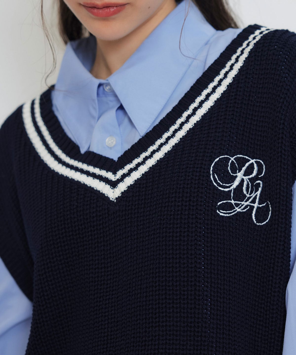 カレッジライクラインベスト×シャツブラウス