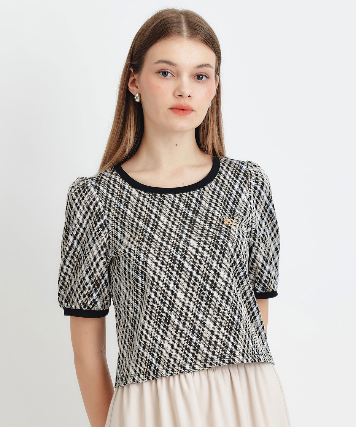 ジャガードカットロゴプルオーバー