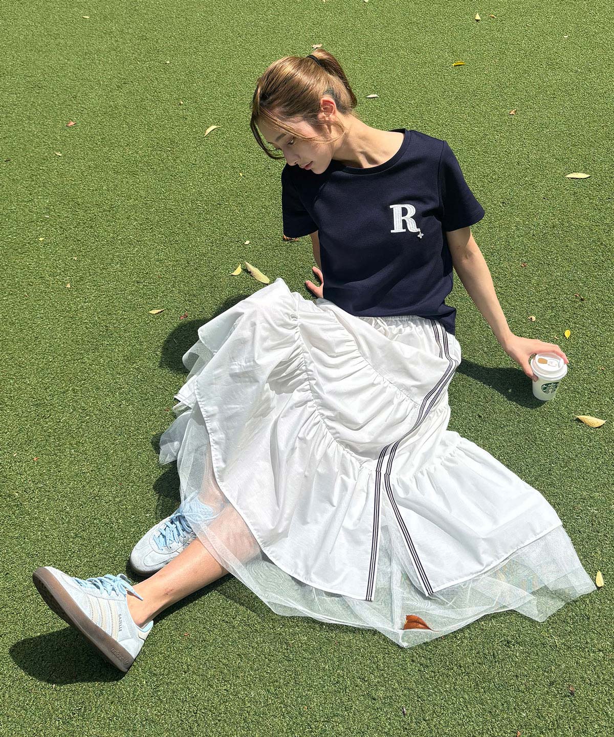 ビジューRチャームTシャツ