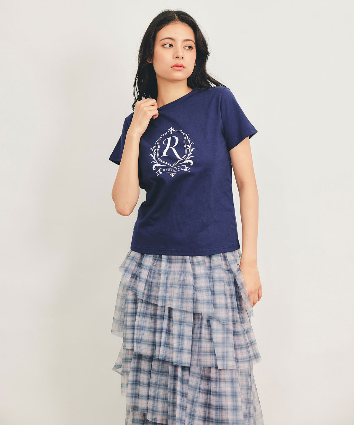 エンブレムロゴTシャツ