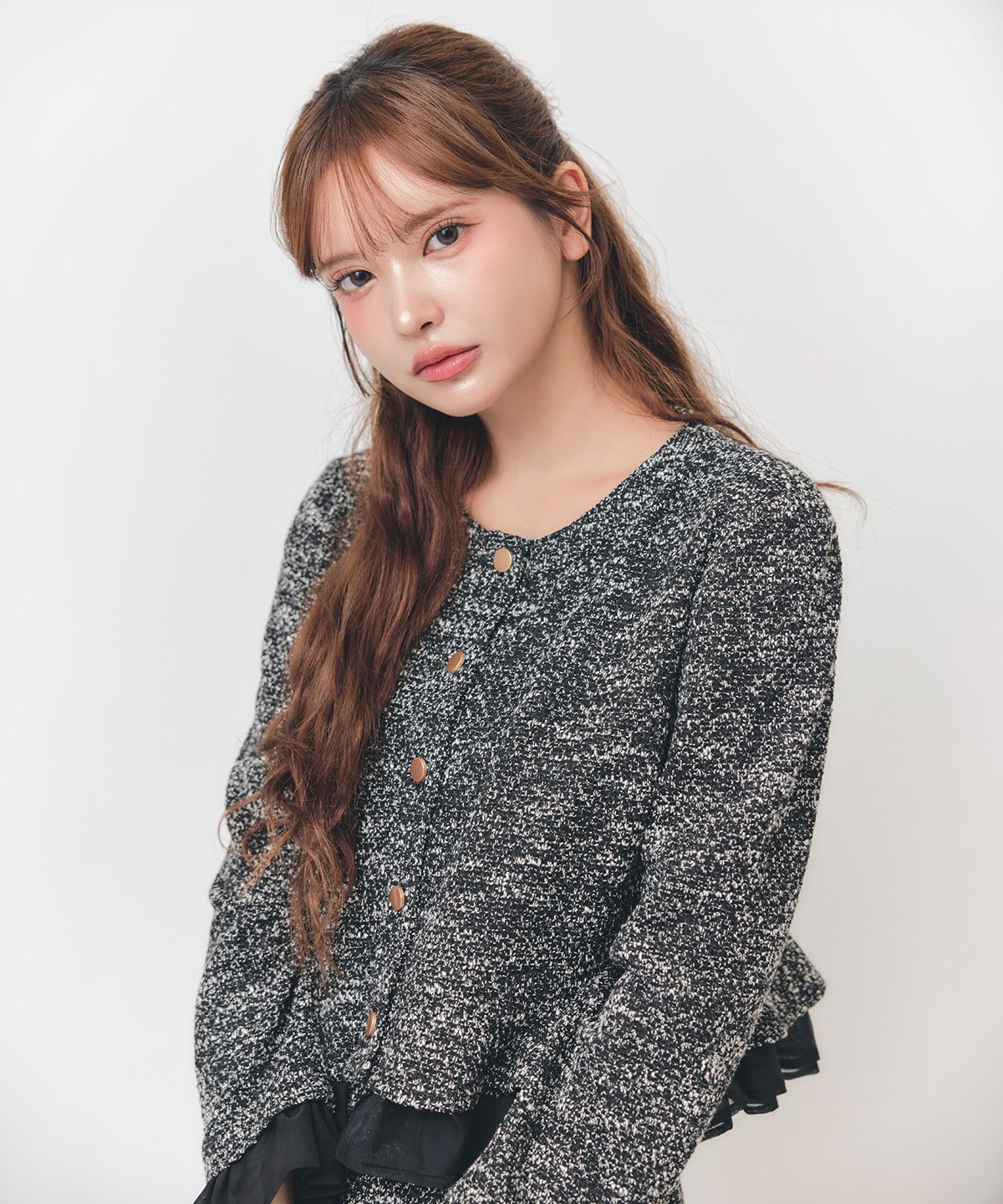 【=LOVE 大場花菜さん着用】ペプラムデザインツイードライクニットジャケット×ショートパンツセットアップ