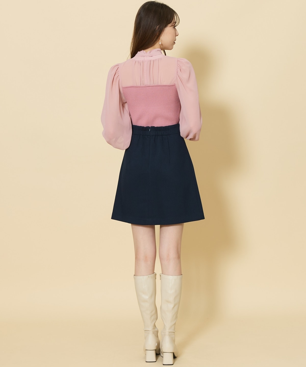 パールボタンデザインタックミニスカート