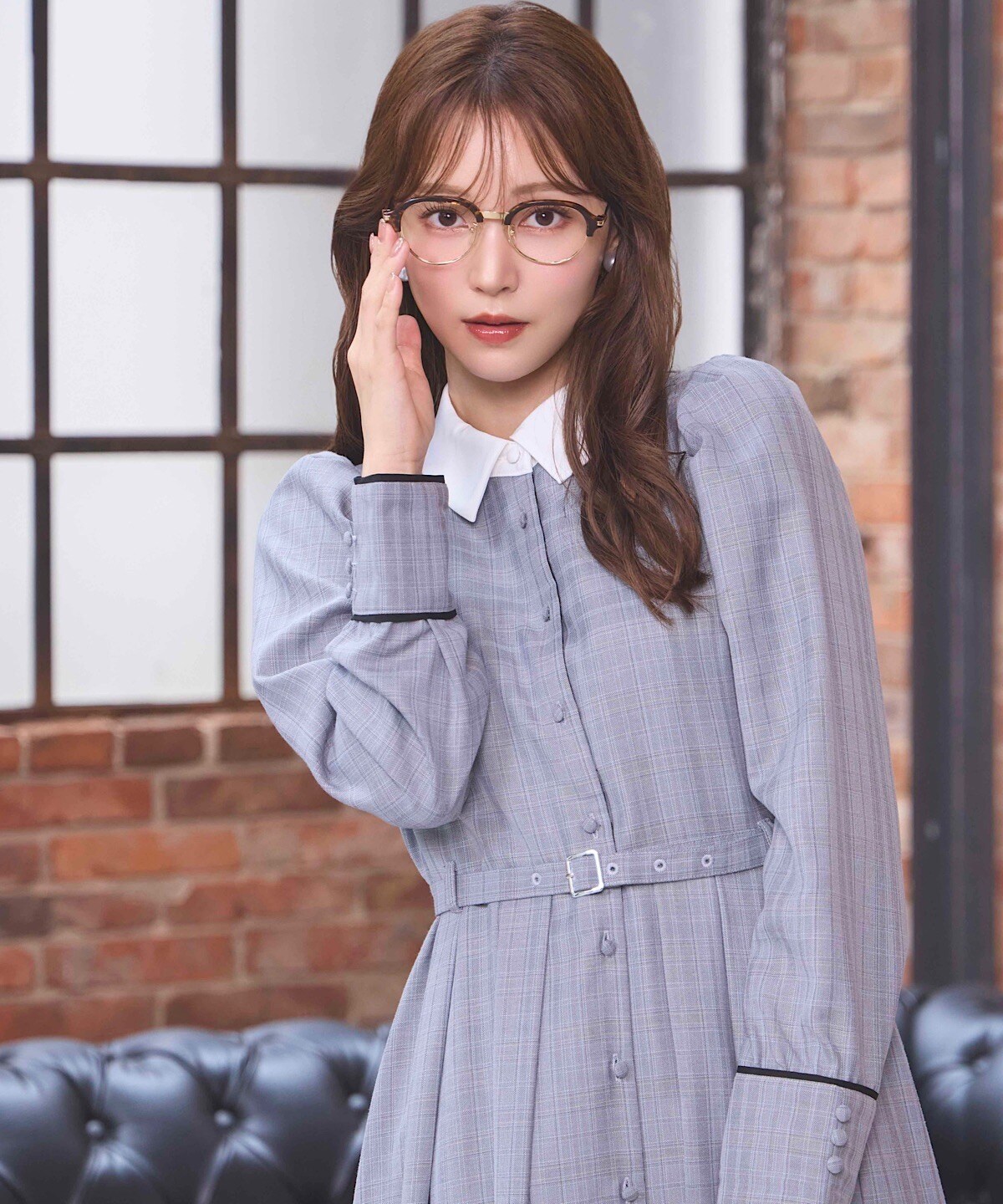 バイカラー衿パイピングタックフレアシャツワンピース