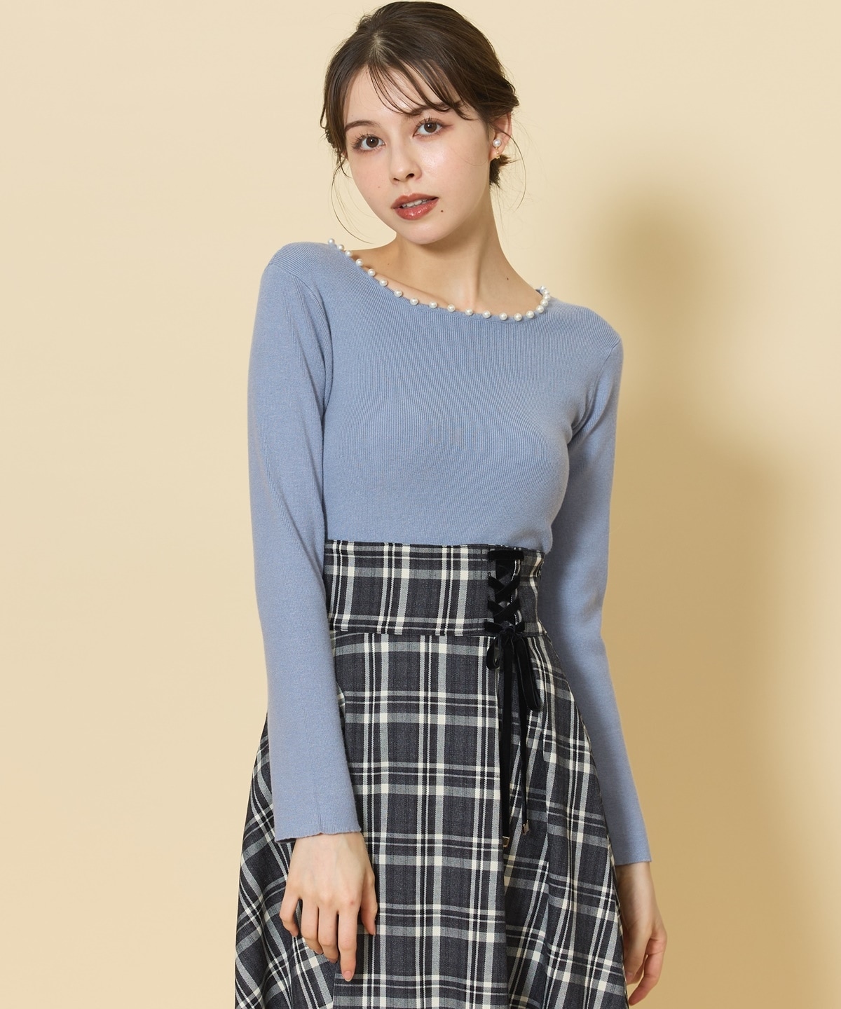 エレガンスパールネックニットプルオーバー