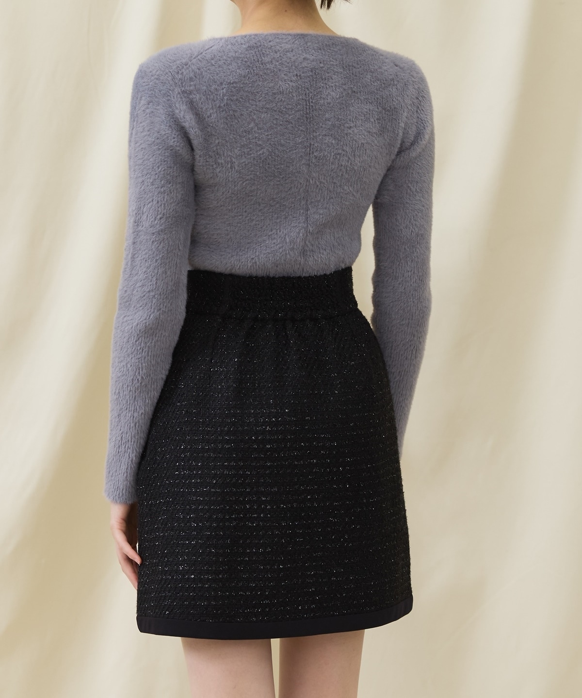 ショートフェザーパールキーネックニットプルオーバー