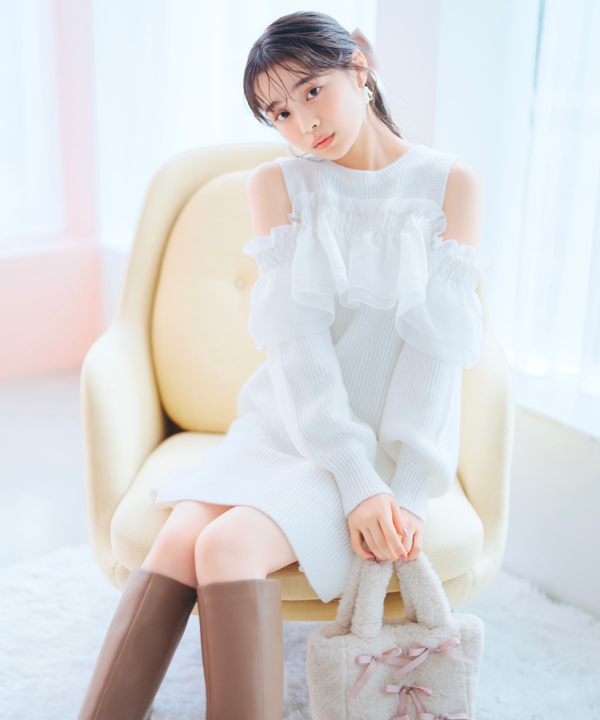 バックリボンオフショルニットワンピース