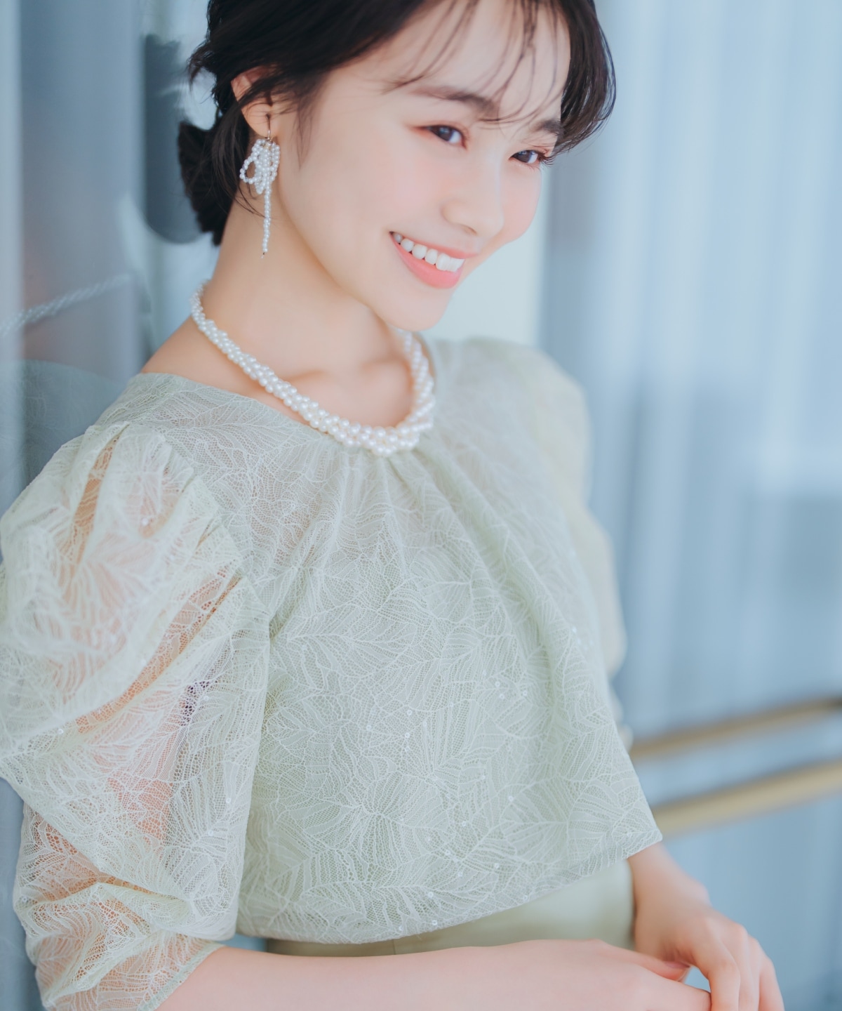 スパンコールレースブラウス×マーメイドワンピース