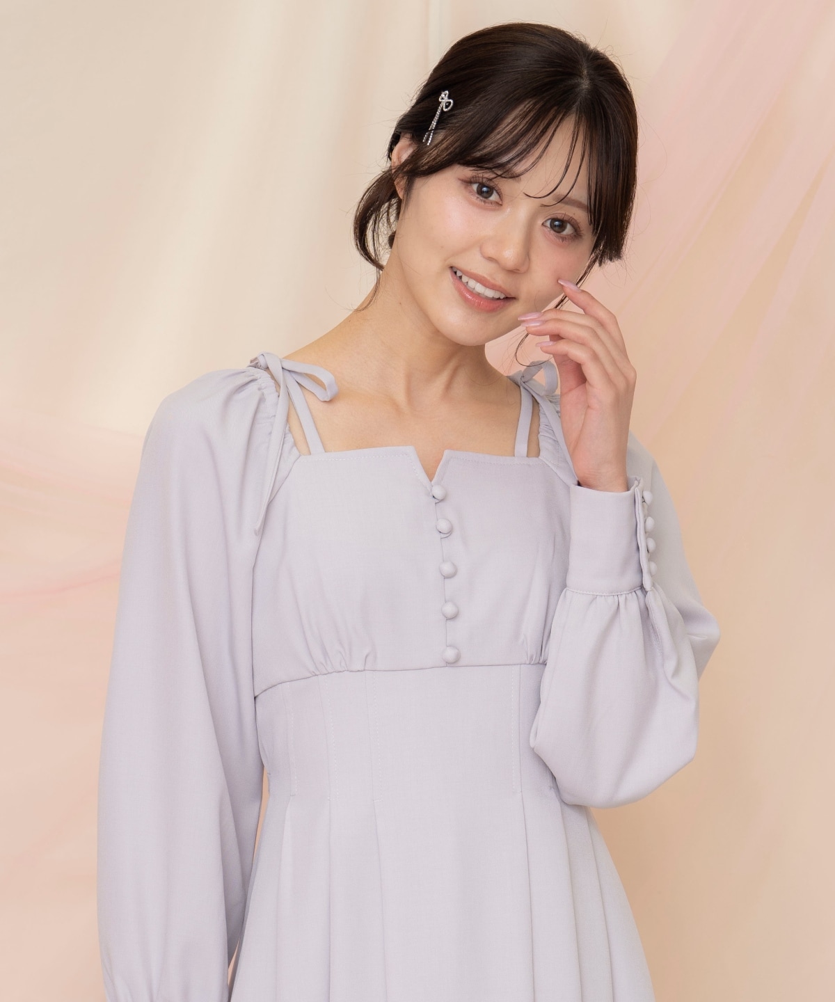 ショルダーリボンタックフレアワンピース