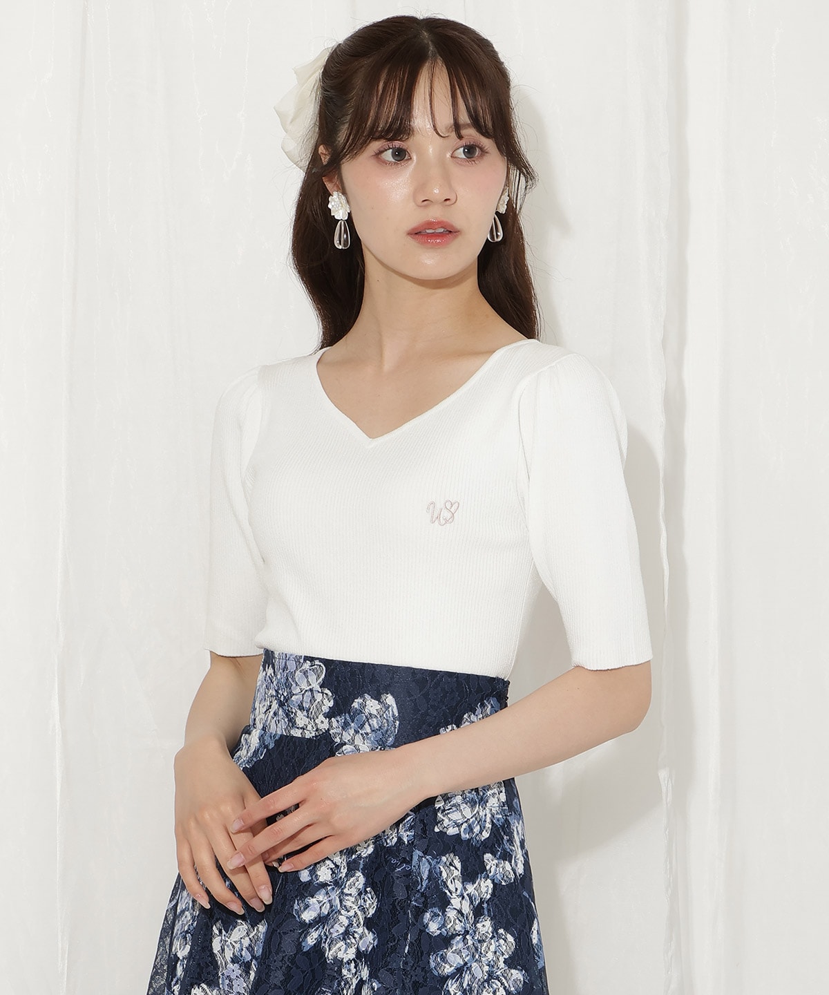 ハートネックニットプルオーバー