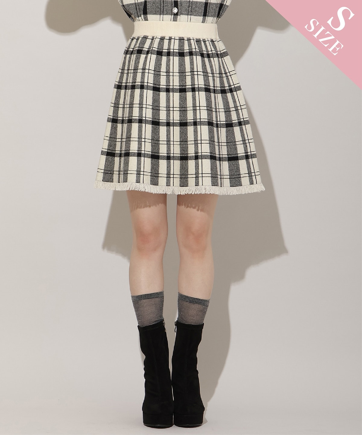 【新色追加】チェック柄ニットフレアスカート