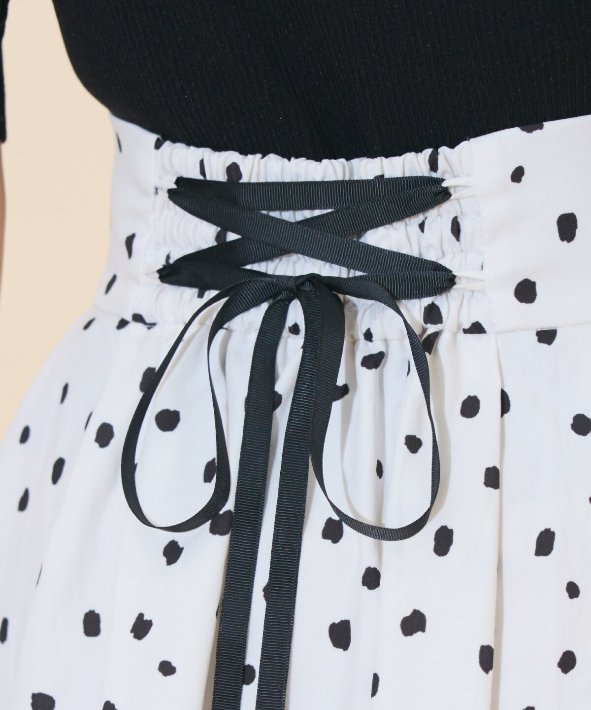 ダルメシアンプリントボリュームタックスカート