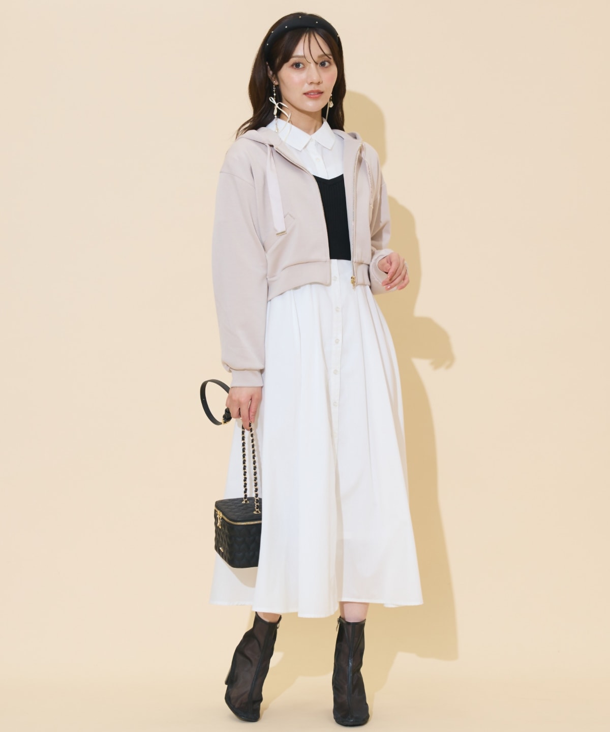 ロゴテープパーカー