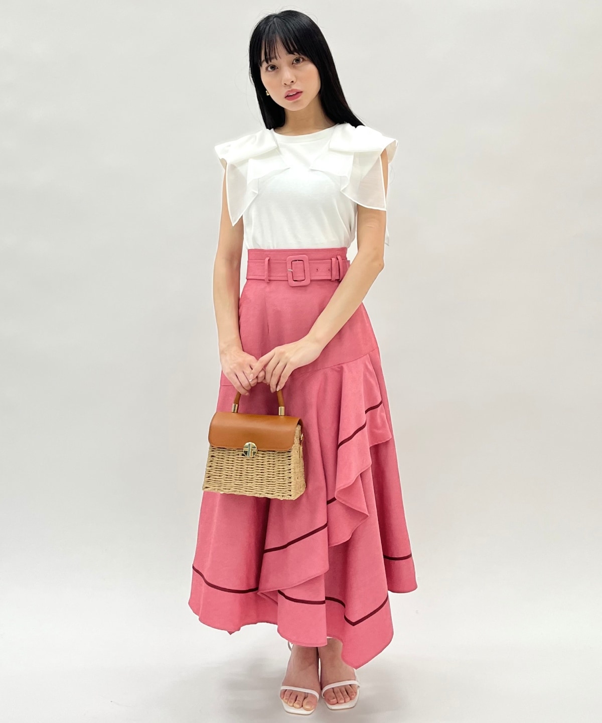 ベルト付きハンカチヘムスカート