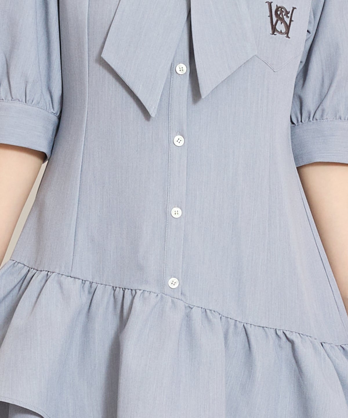 ティアードフリルリボンタイシャツワンピース