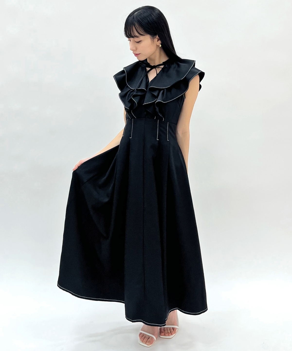 ナローリボンラッフルフリルワンピース