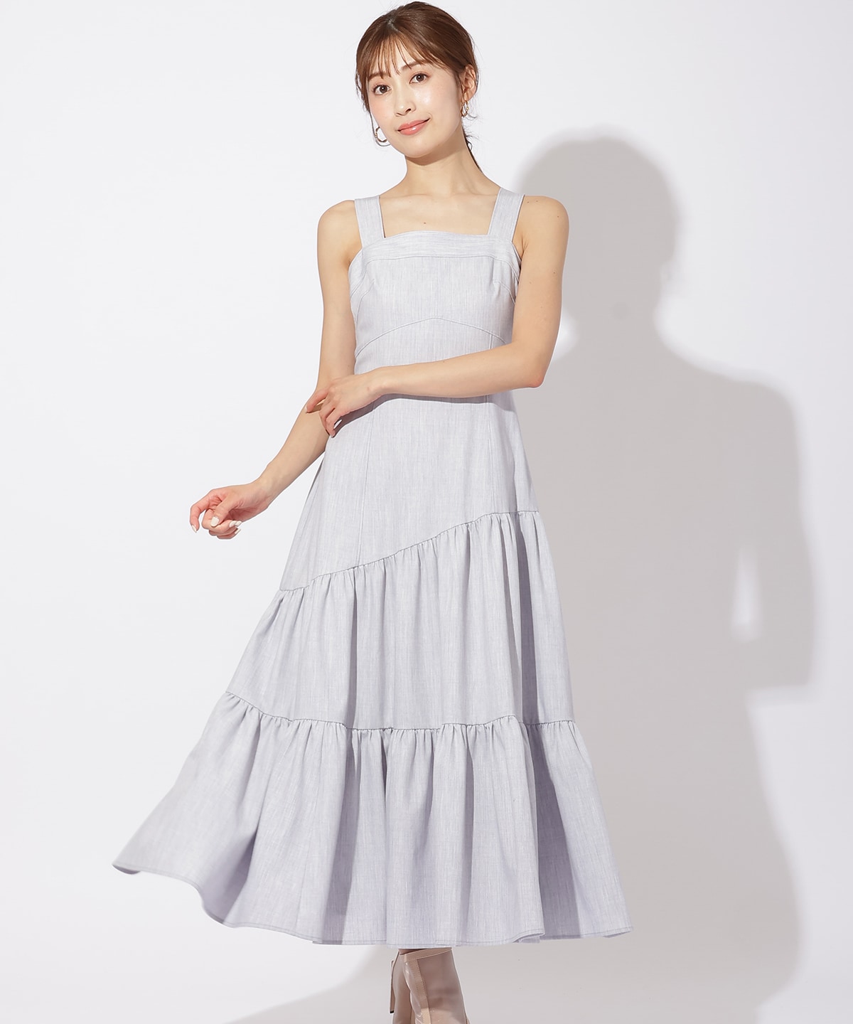 クロップドフーディ＋ティアードワンピース