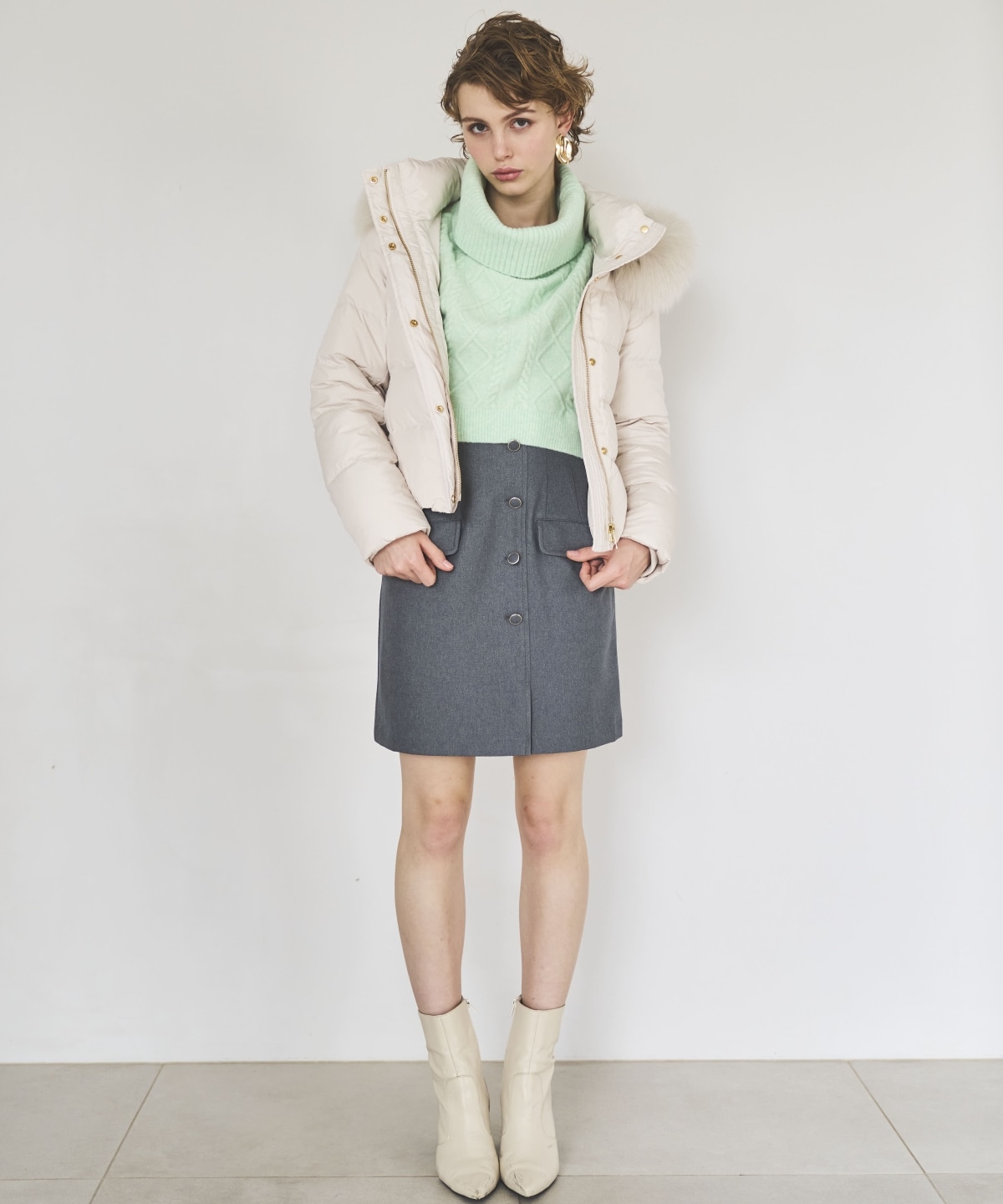 フラップミニスカート