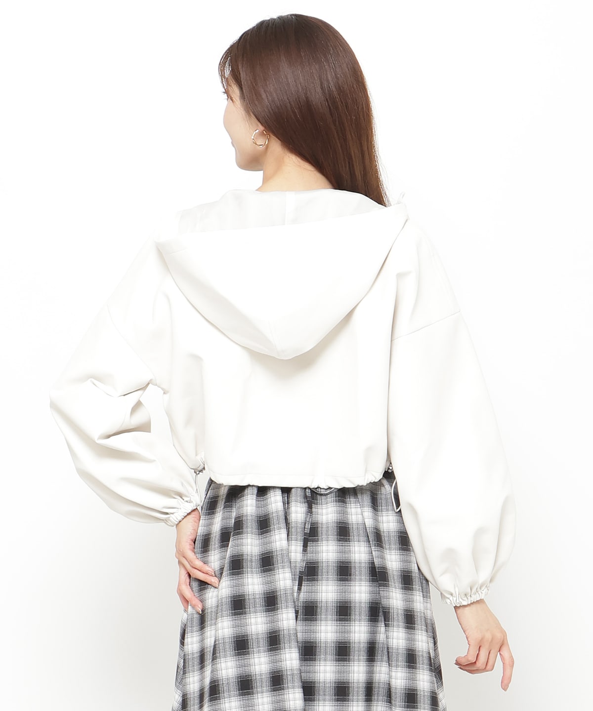 フェイクレザークロップドマンパ