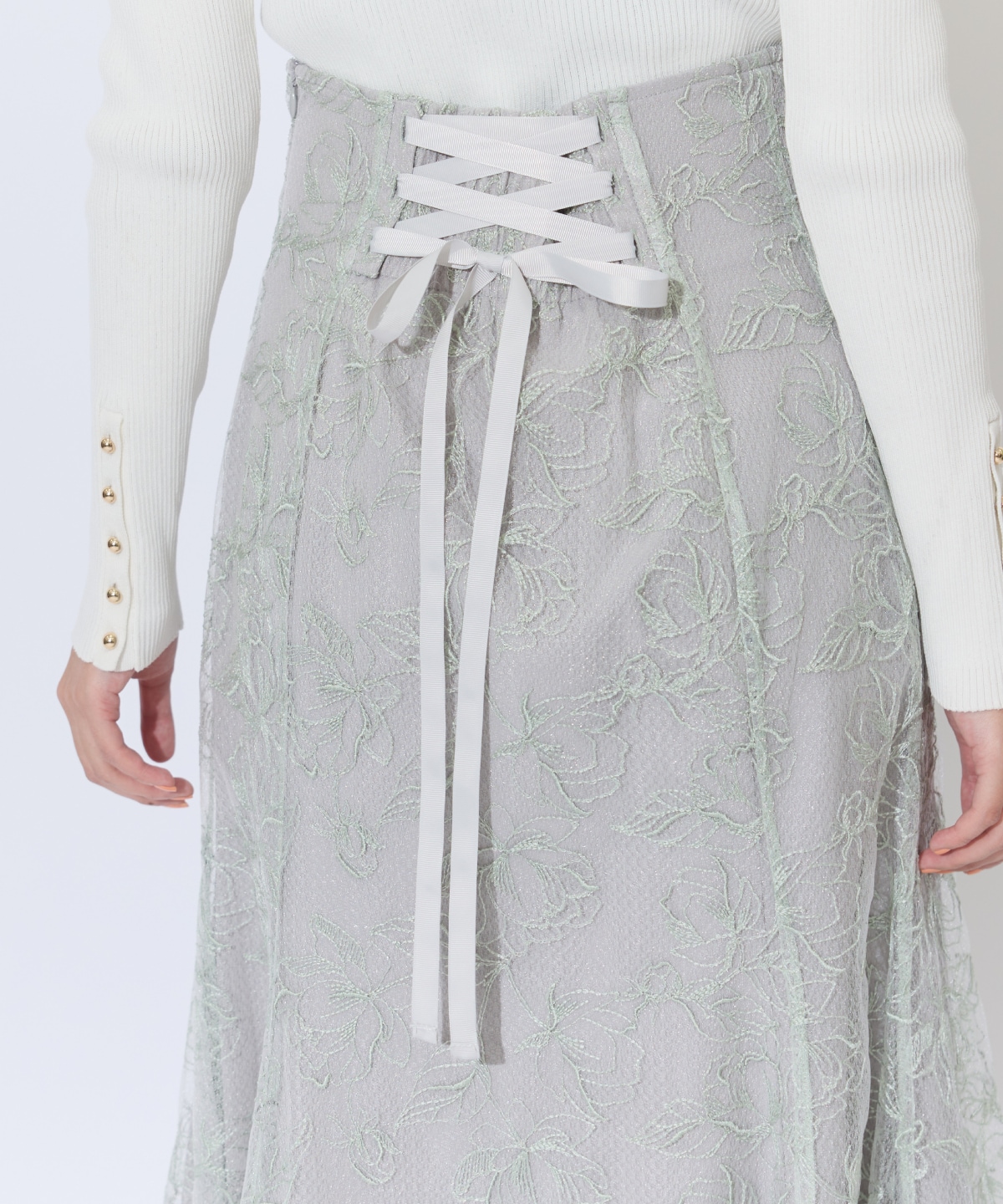 チュールヘムフローラルスカート