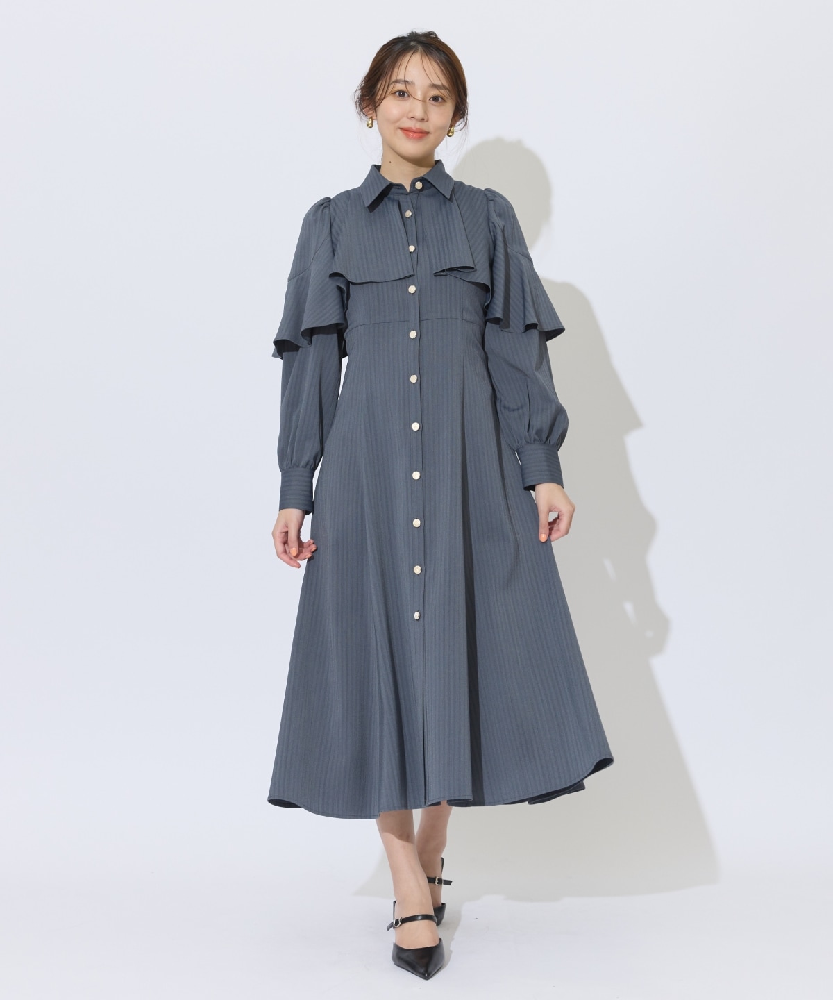 ケープフリルシャツワンピース