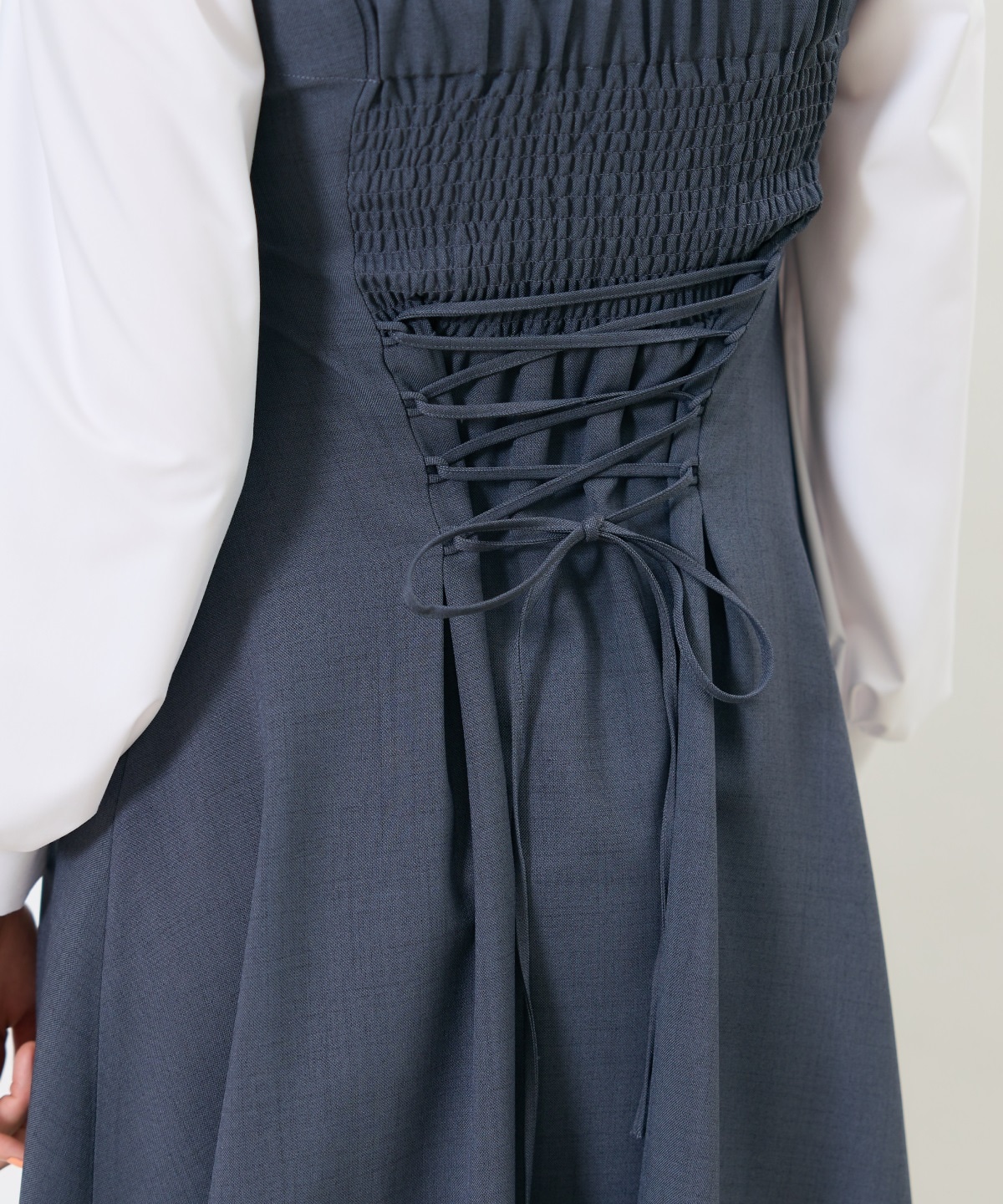 ヨーク切替リボンタイワンピース