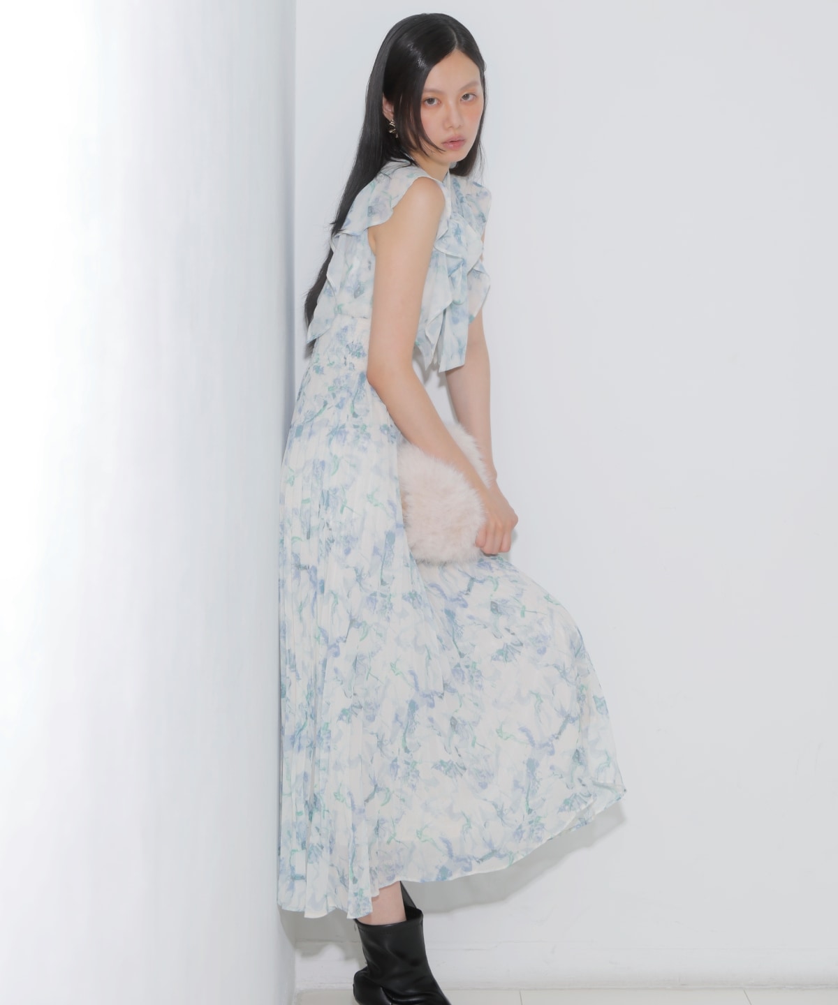 シフォンプリーツワンピース