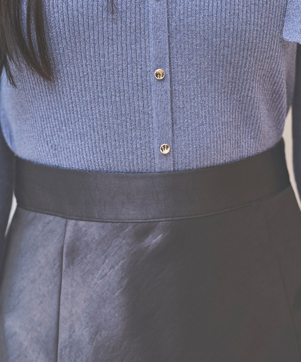 サテンバイアススカート