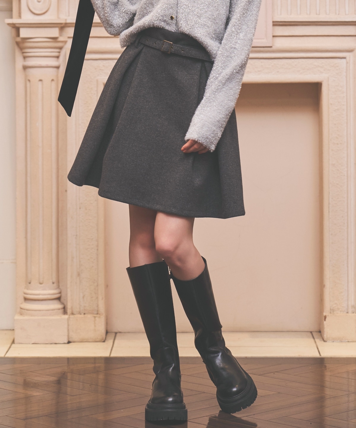 ベルト付きボックスミニスカート