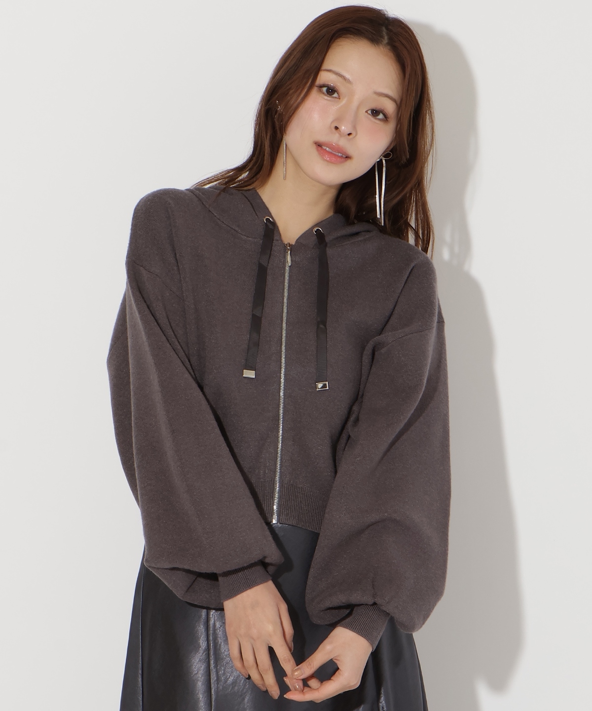 ニットパーカー