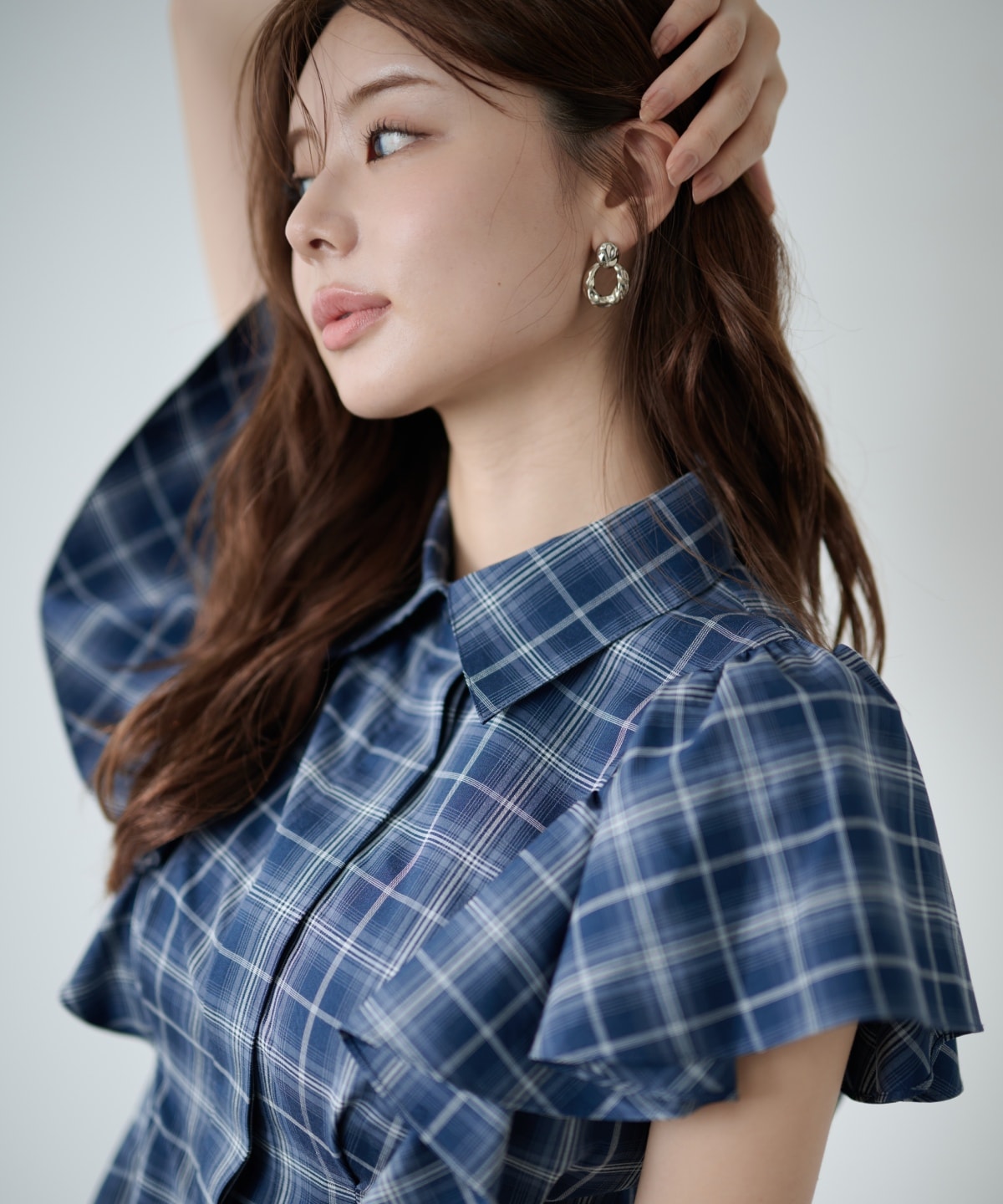 【先行予約受付中】ラッフルスリーブチェックシャツブラウス