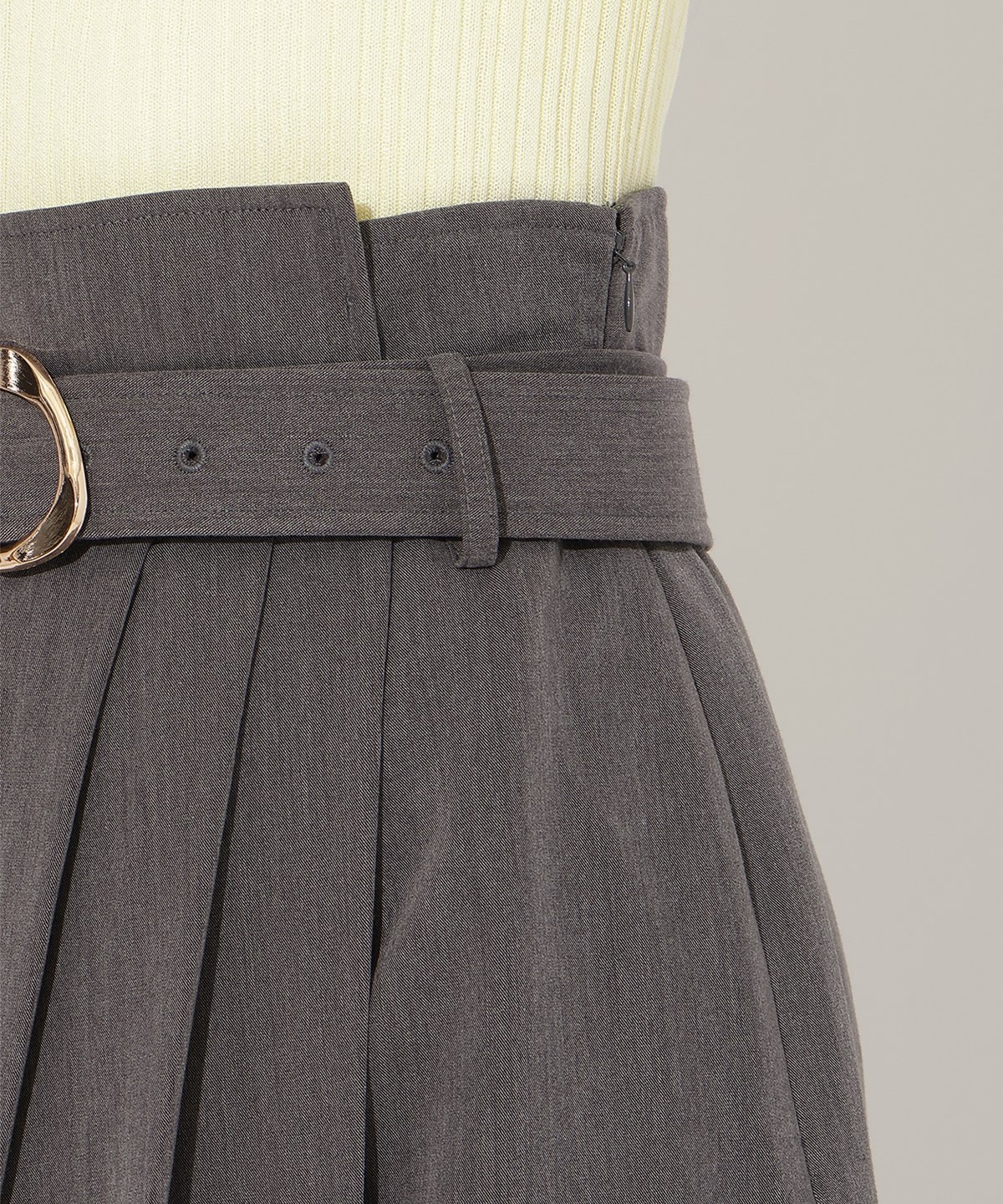 【先行予約受付中】タックストレートスカート