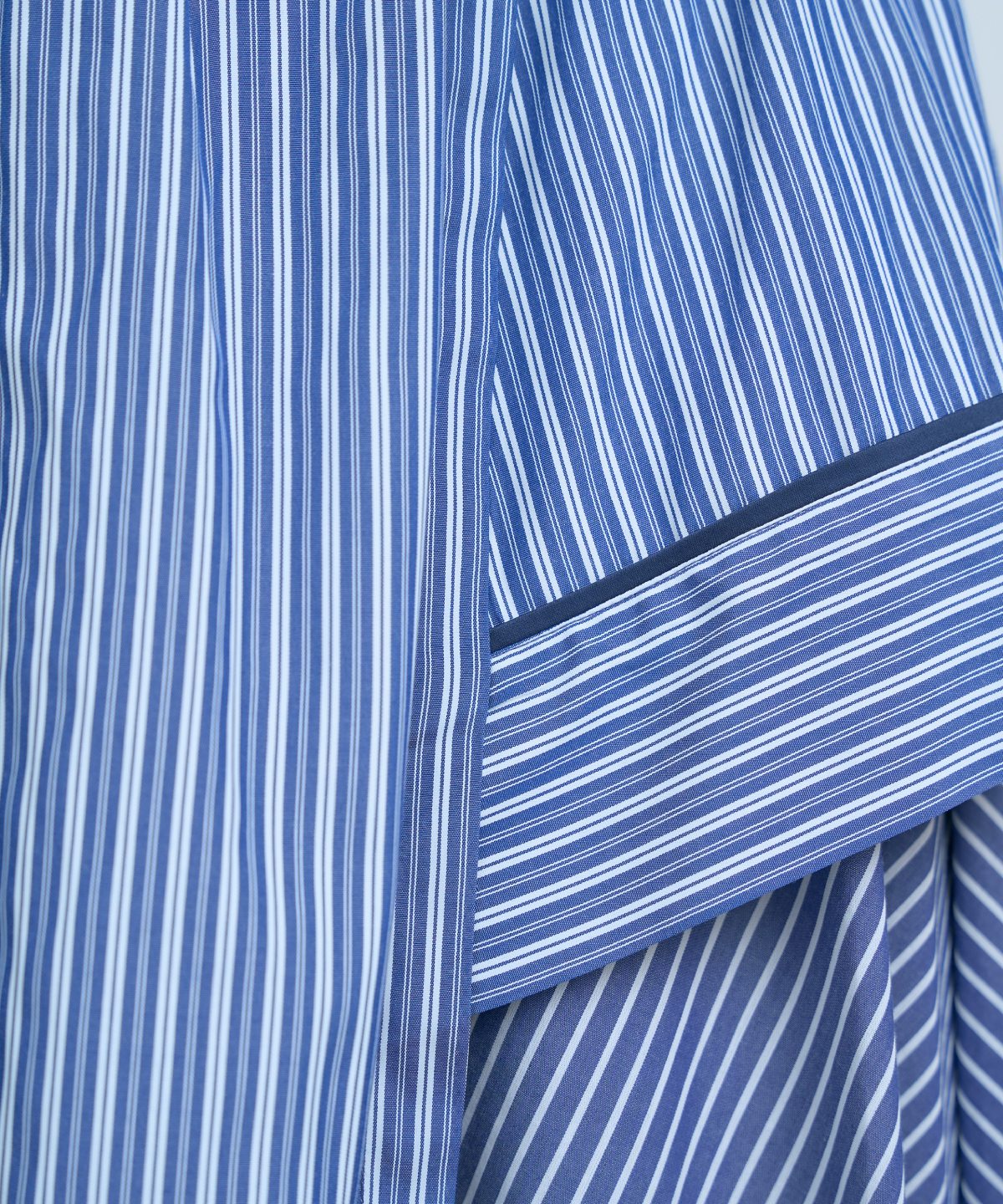 マルチストライプスカート