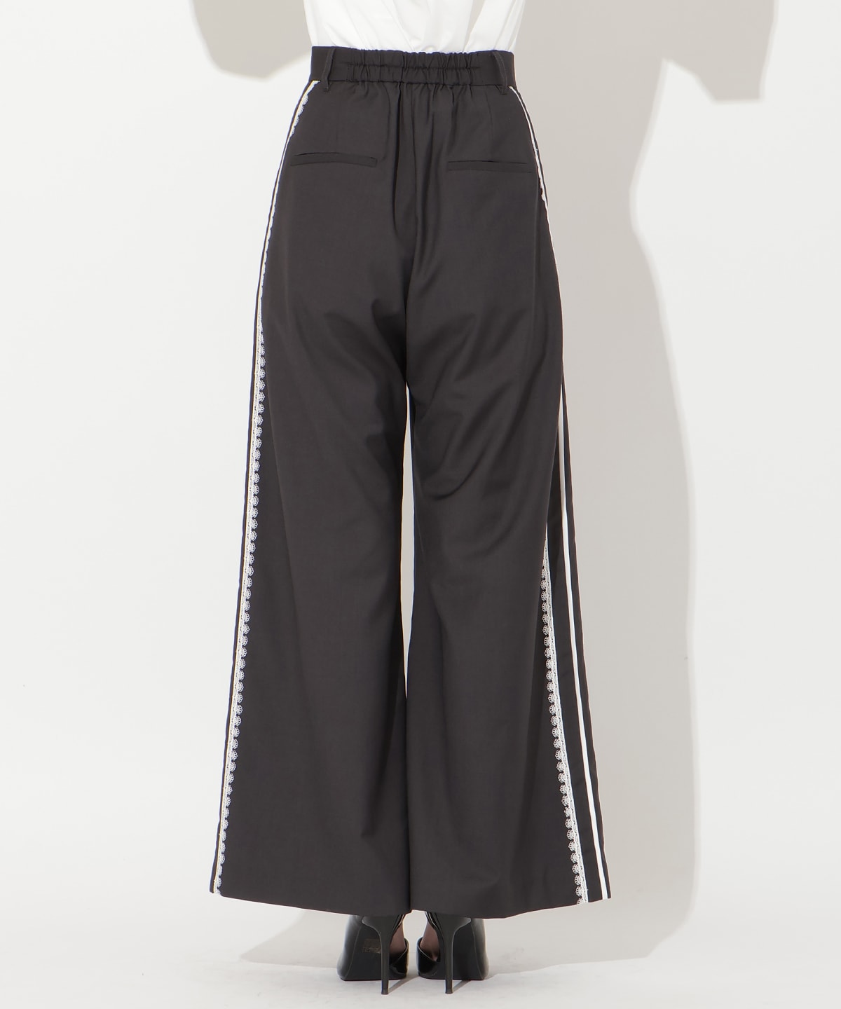 【先行予約受付中】サイドレースラインパンツ