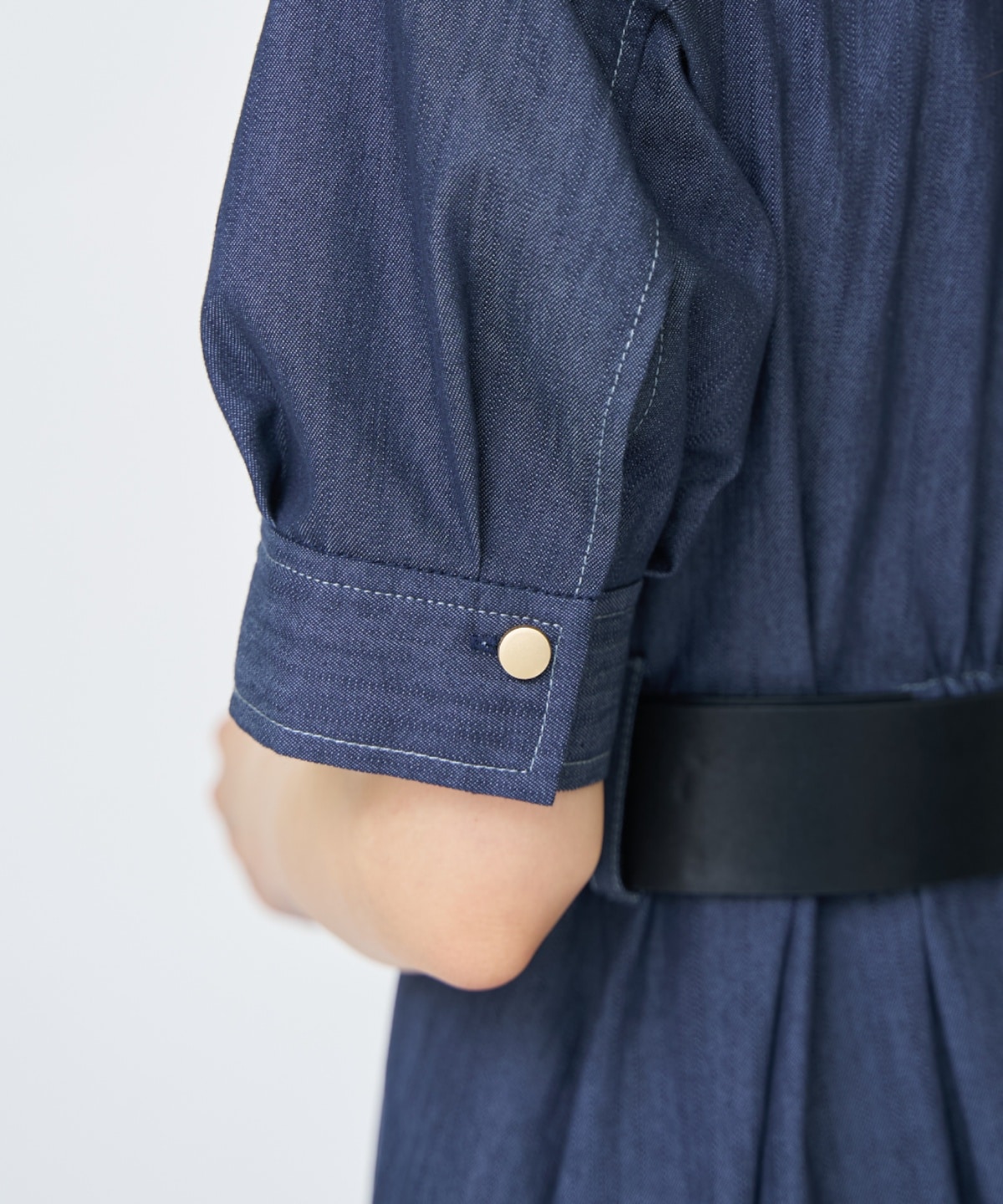 【先行予約受付中】ベルト付き５分袖デニムワンピース