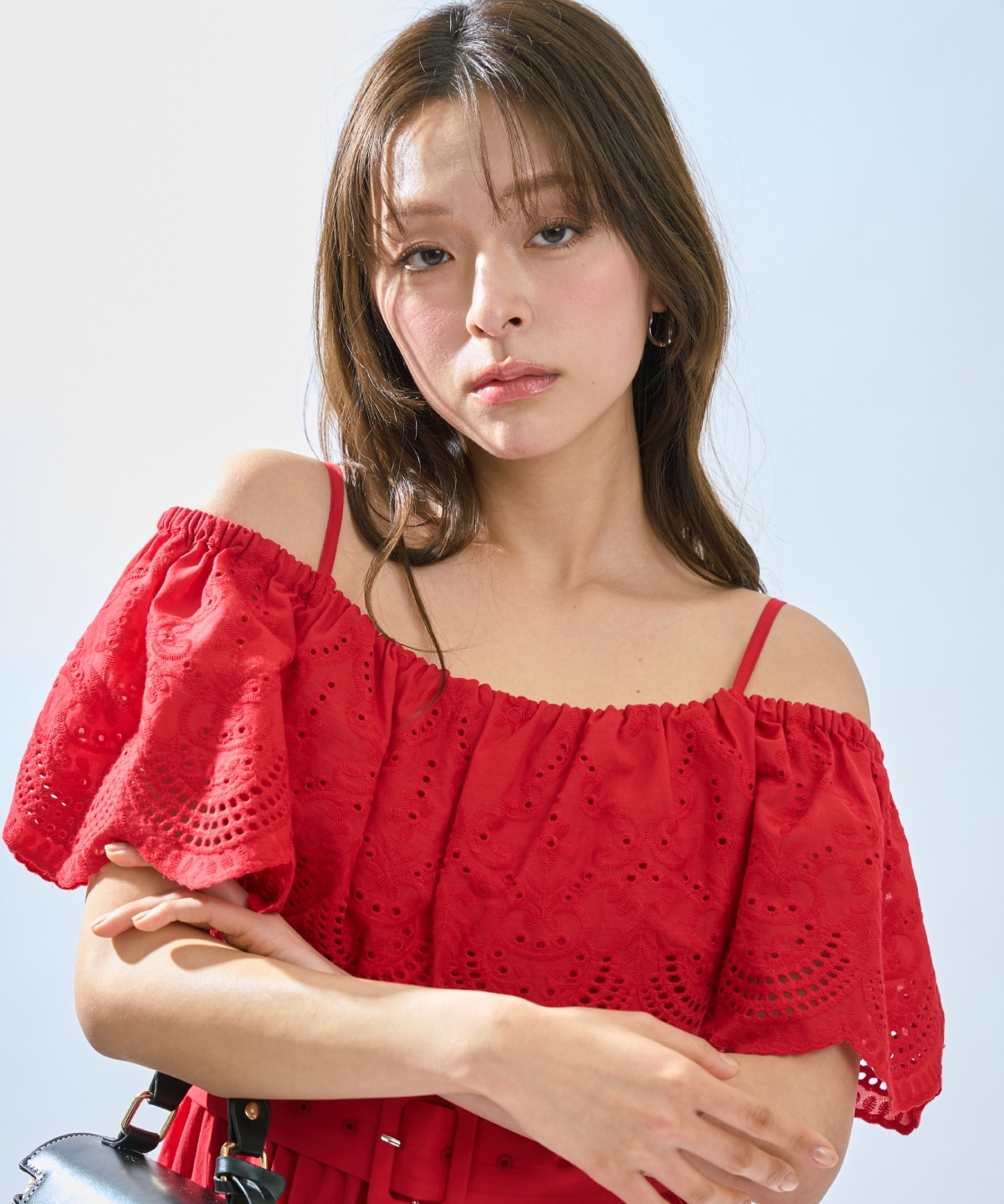 レースオフショルティアードワンピース