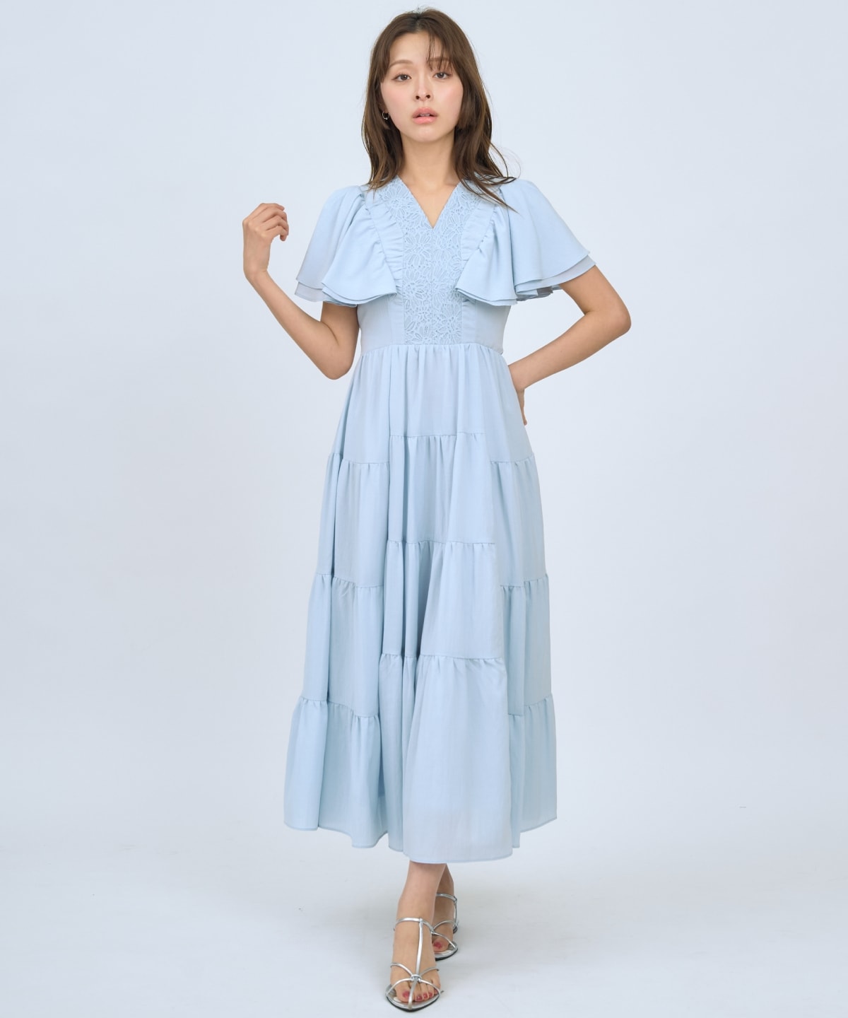 【先行予約受付中】Vネック襟レースティアードワンピース