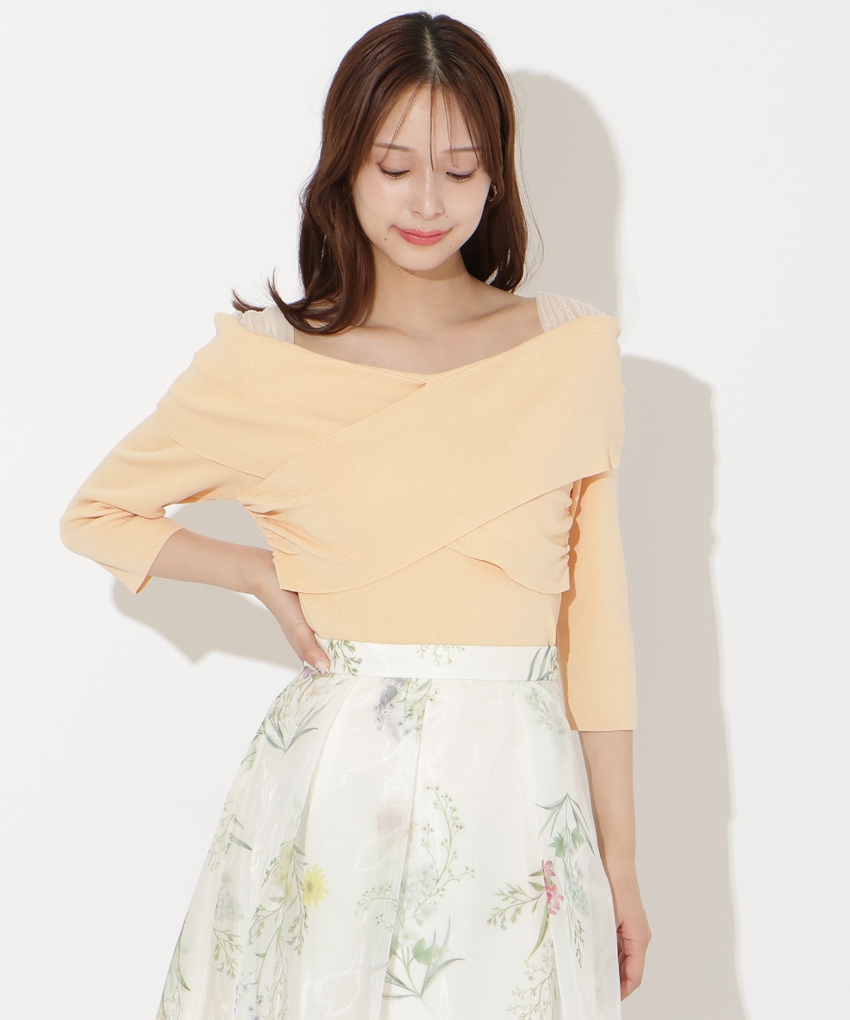 【先行予約受付中】7分袖クロスネックニットプルオーバー