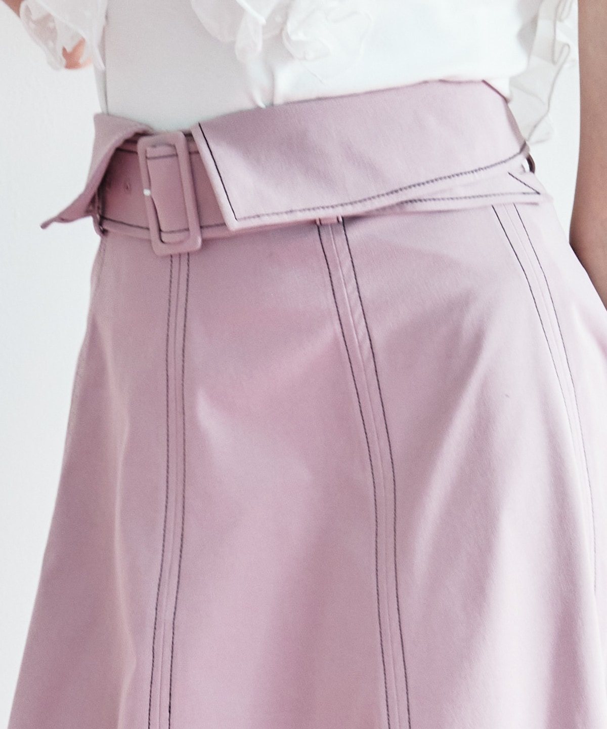 ステッチカラーフレアスカート