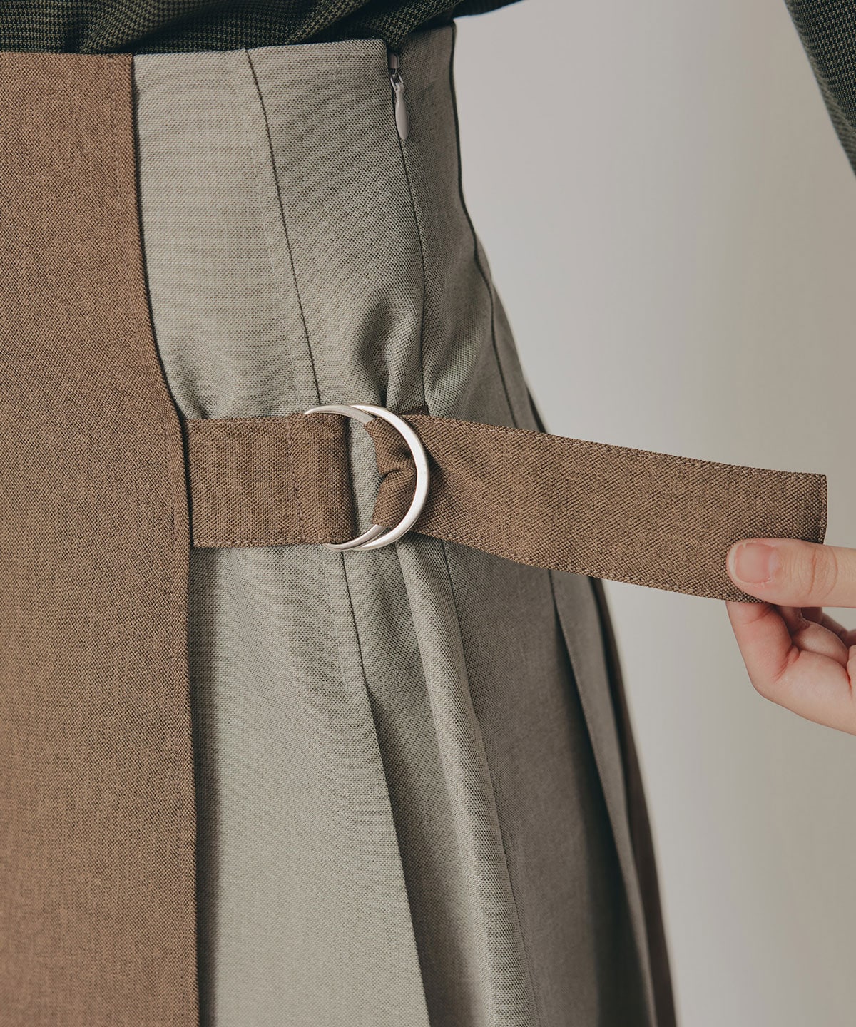 バイカラーアシメプリーツミニスカート